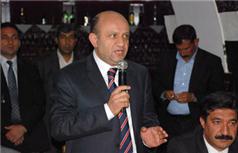 ‘Sloganla belediyecilik olmaz’
