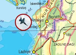 Suriye açıklarında Türk savaş uçağı düştü