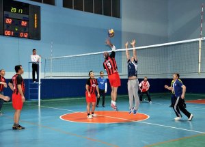 Kurumlar Arası Voleybol Turnuvası Şampiyonu İtfaiye Spor