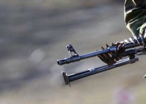 PKK'lı Teröristler Şemdinli'de 1 Askeri Yaraladı