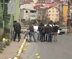 Çocukların elinde bomba patladı