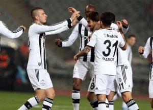 Kartal Aslan'ı Solladı!