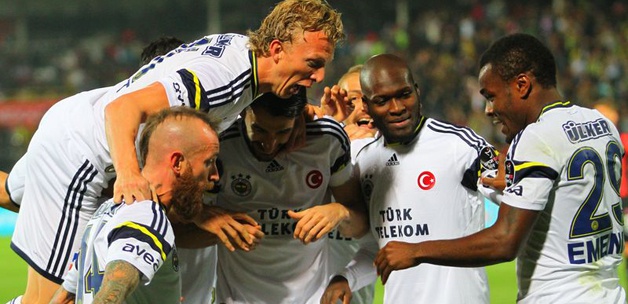 Fenerbahçe Farklı Geçti