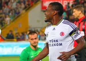 Emenike:Çılgın Biriyim!