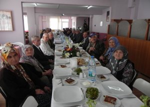 Ödemiş Belediyesi Yaşlıları Unutmadı