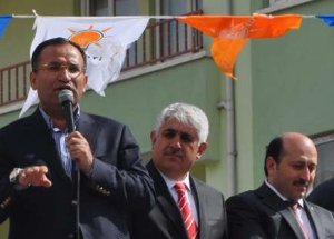 "Türkiye Düşmanlarını Sevindirmeyin"