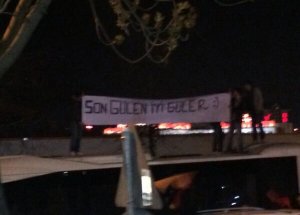 Ak Partililerden Zaman Protestosu