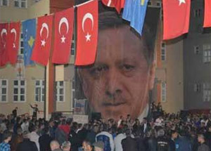 Başbakan’dan Kosova’ya Sürpriz Telefon