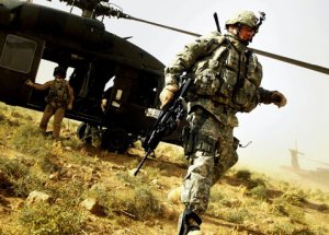 Askeri üsse silahlı saldırı