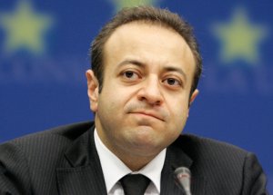 Tepkilerden Bunaldı