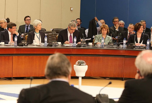 Rusya ciddiyetini göstermeli