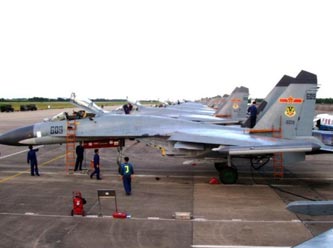 Suriyeli pilot Ürdün'e sığındı