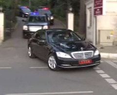 Başbakan gazetecilerle görüştü!