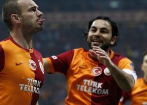 Gerilimden Aslan Çıktı!