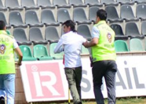 O Taraftar Ölü Bulundu!