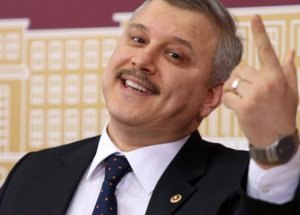 AK Parti'den İstifa Eden Vekilden Skandal Tweet