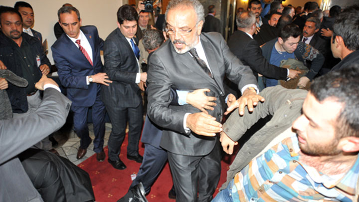 Sakık‘tan Kılıçdaroğlu‘na Saldırı Açıklaması