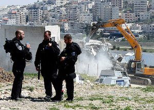 Katiller Filistinlilere Ait 18 Evi Yıktı