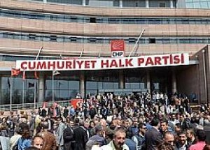 Gençlerden CHP'yi 'İşgal' Kararı!