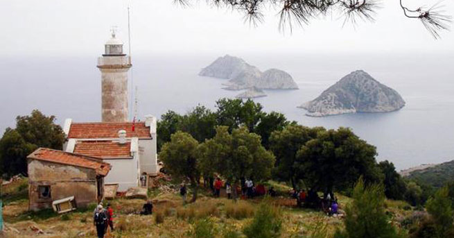 Gelidonya Feneri'ne yürüdüler