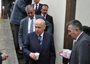 Bahçeli'nin Ferdi Tayfur Sevgisi