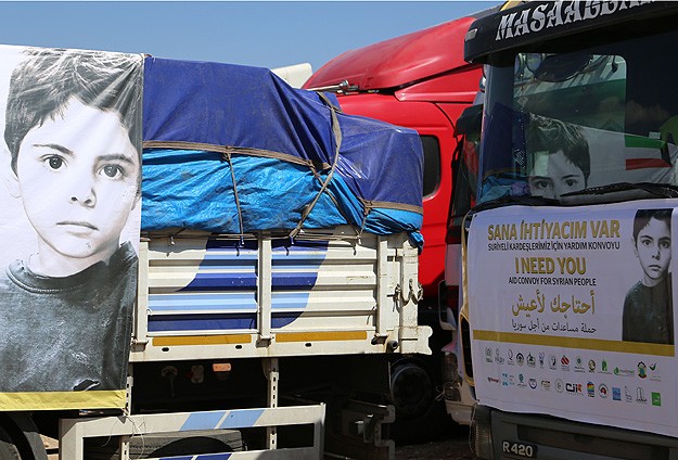 Suriye'ye yardımlar sürüyor