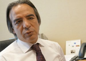 AK Partili Akademisyenden Çok Sert Cemaat Çıkışı