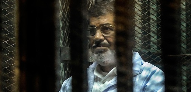 Mursi'nin Duruşması Ertelendi