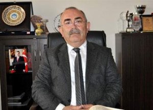 Okul Müdürü ve Özal'ın Annesi Arasındaki İlginç Diyalog