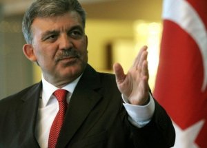 Siyaset Mi Köşk Mü?