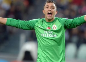 Muslera Anlaşmaya Yanaşmıyor! İşte Nedeni