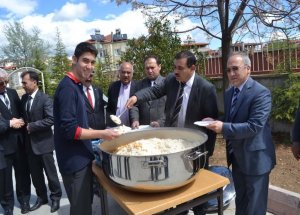 Kula'da Geleneksel Pilav Günü