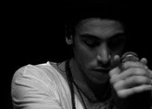 Şarkıcı Can Bonomo Trafik Kazası Geçirdi!