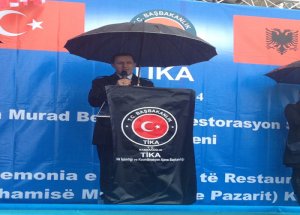 Arnavutluk'ta Tarihi Gün