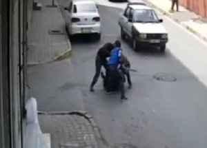 Gündüz Ortasında Döner Bıçaklı Gasp Dehşeti