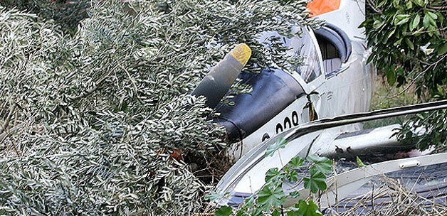 Meksika ve Finlandiya'da uçak kazası