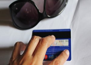 Dolandırıcıların Yaz Oyunu