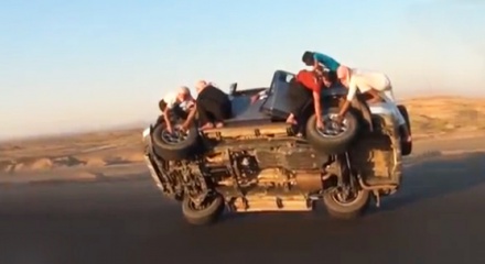 Bunlar Çıldırmış Olmalı!