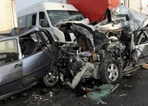 Çanakkale'de Zincirleme Trafik Kazası