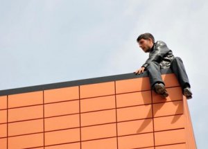 İki Günlük İntihar Şov