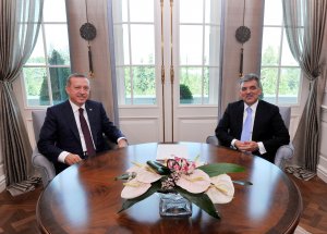 İşte AK Parti'nin 'Köşk'e Kim Çıksın' Anketi Sonucu