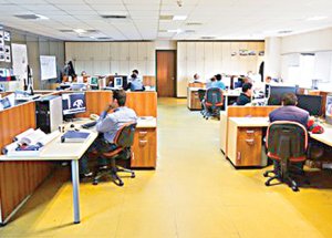 Bu İşyerinde Başörtüsü Yasak