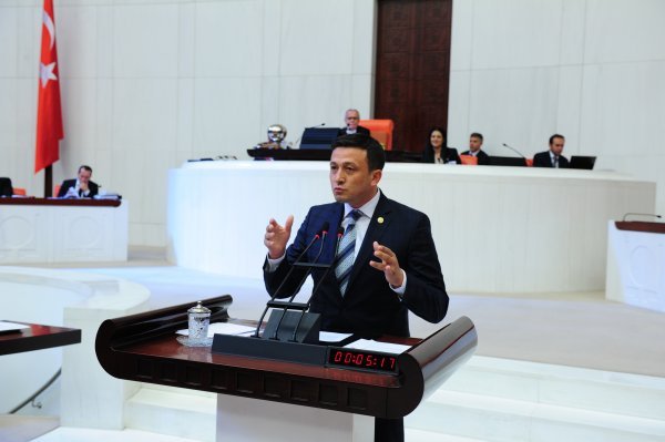 AK Partili Vekilden Kılıç'a Fıkralı Cevap