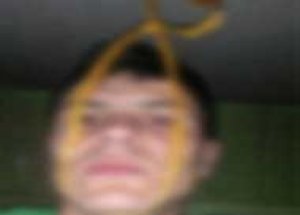 Şok Eden Olay: İntihar 'Selfie'si Çekti!