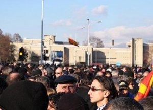 Makedonya'da Çifte Seçim Heyecanı