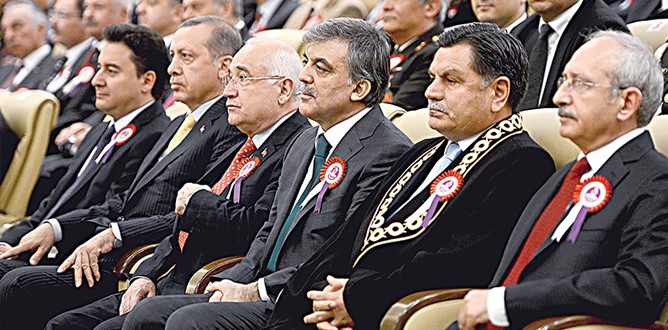 Yargının Arkasına Saklanmak Onursuzluktur!