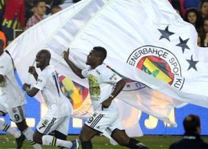 Fenerbahçe'den Bayrak Çağrısı