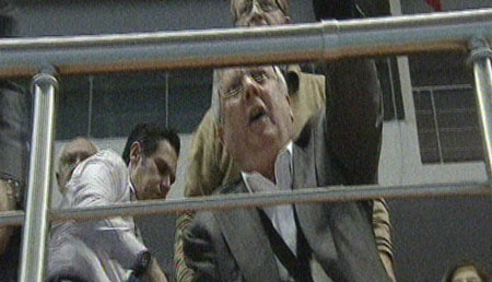 Aziz Yıldırım Çılgına Döndü