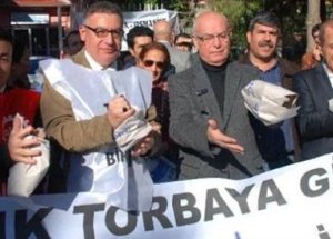 Sağlık Çalışanlarından Nöbet Tepkisi