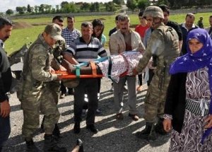 Askeri Araç Kaza Yaptı: 3 Yaralı